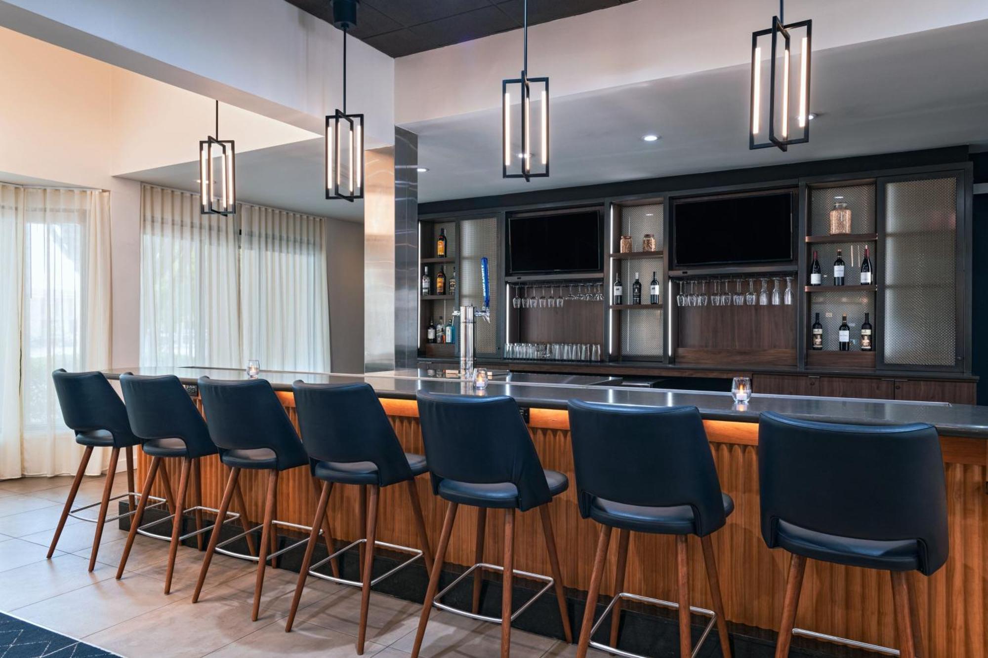 Hotel Courtyard By Marriott San Antonio Airport Exterior foto
